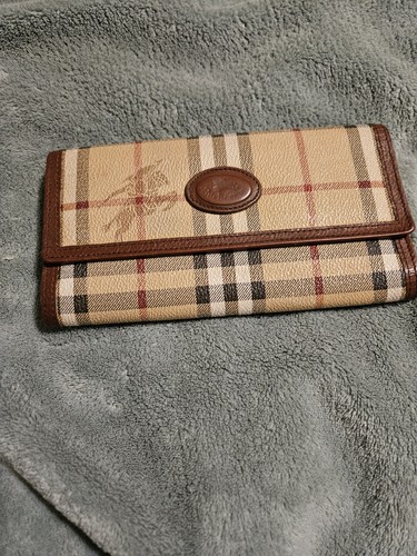 Vintage burberry wallet - vintage,