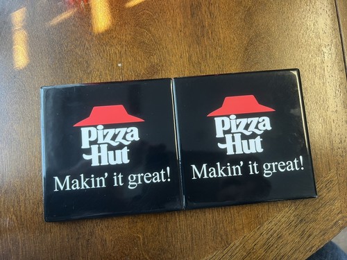 Pizza hut coasters - (4),