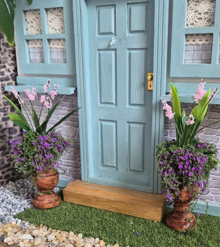 Dolls house pedestal - house,