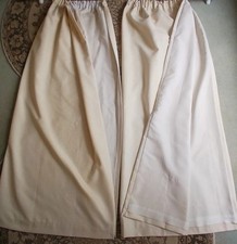 PAIR OF IVORY WINDOW CURTAINS & POLE  plus FREE  SWISH CURTAIN RAILS