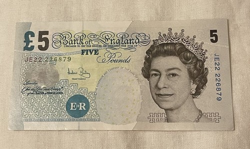 Bank england note five - note,