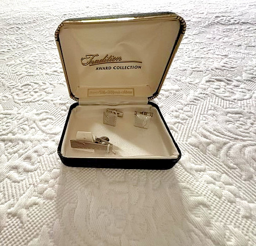 Vtg sears tradition award - vtg,
