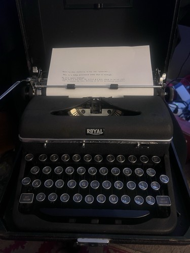 Vintage 1940s royal - royal, aristocrat