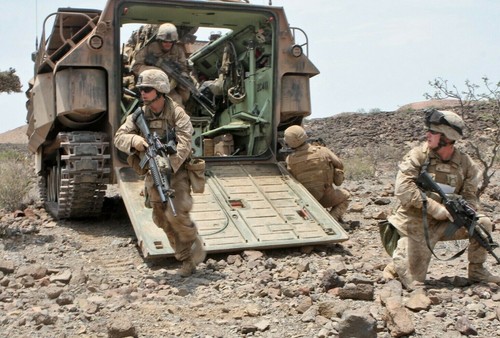 Aav7 amphibious landing - aav7,
