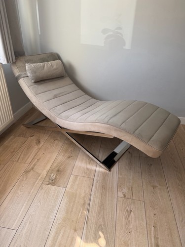 Contemporary stylish chaise - stylish,