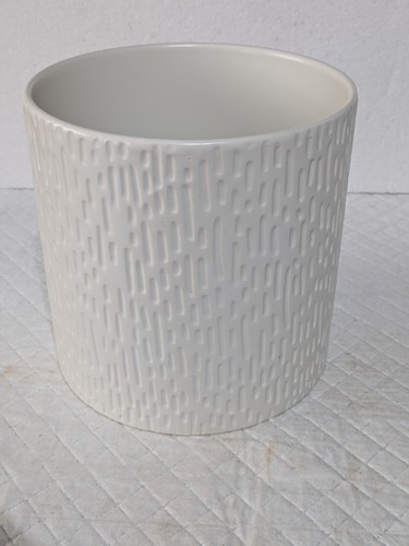 White ceramic 16cm planter - white,