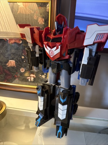 Hasbro transformers optimus - hasbro,