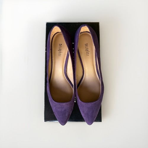 Metaphor purple suede - purple, look