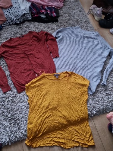 Womens clothes bundle size - womens,