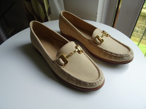 John lewis pale tan leather - pale,