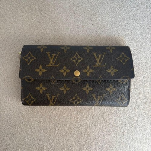 Authentic louis vuitton - louis,