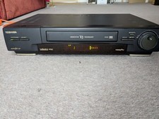 Toshiba VHS VCR V855B Video