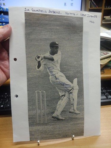 Garry sobers batting signed - garry,