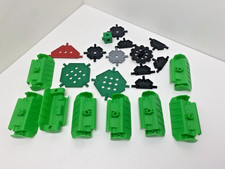 8x Knex green roller coaster seats ferris wheel spare parts and other - free p&p