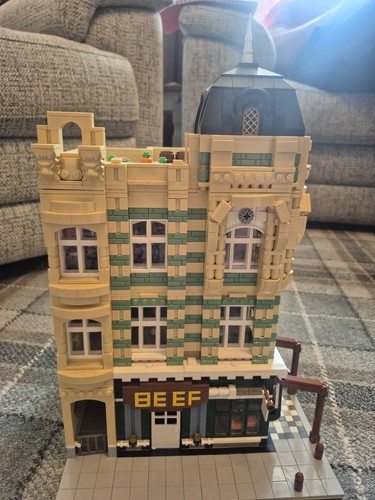 Custom modular lego building - custom,