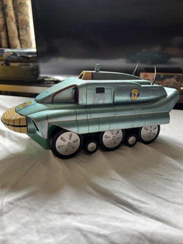 Captain scarlet spectrum - scarlet,