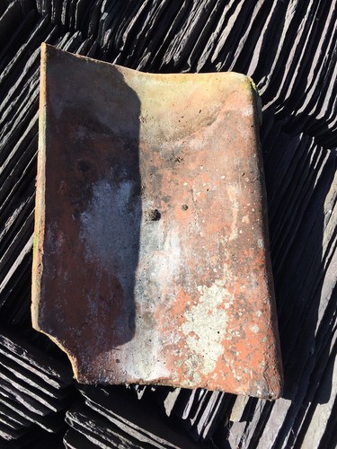 Red clay terracotta roof pan - red,