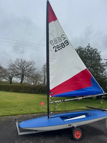 Topper dinghy with sails - topper,