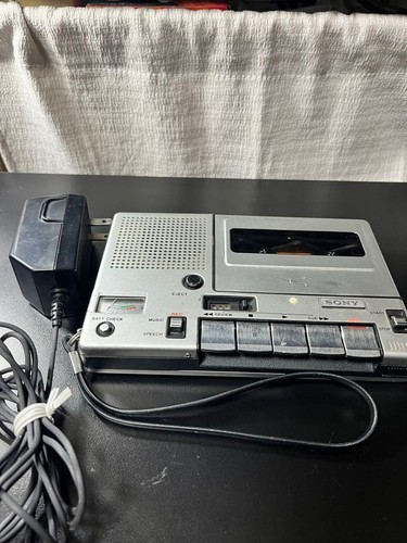 Sony 1100 cassette player - cassette,