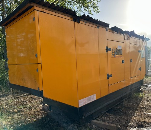 Used sdmo 300 kva - kva, volvo/leroy