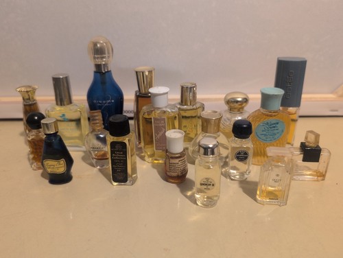 Vintage miniature perfume - miniature,