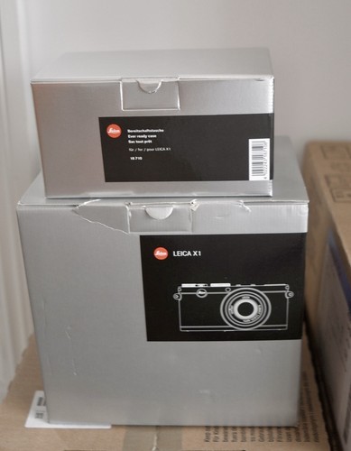 Boxed leica digital camera - digital,