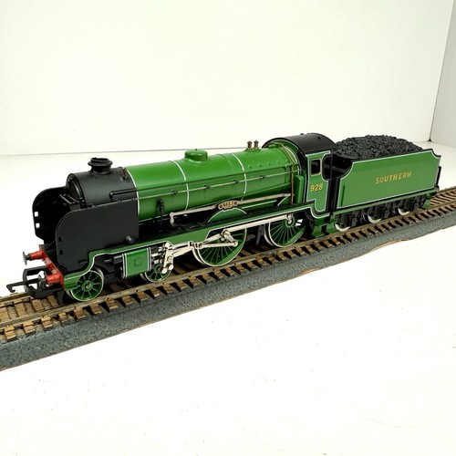 Hornby r380 southern - oo,