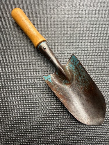 Vintage english gardeners - english,