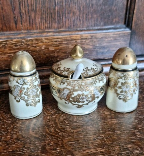 Japanese cruet set - cruet,