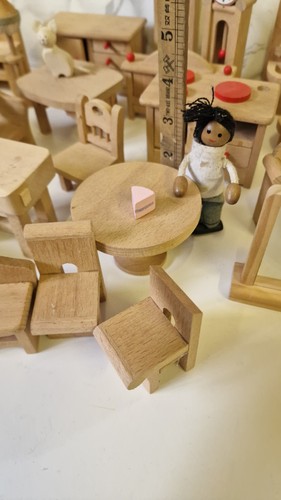 Large collection wooden - of,