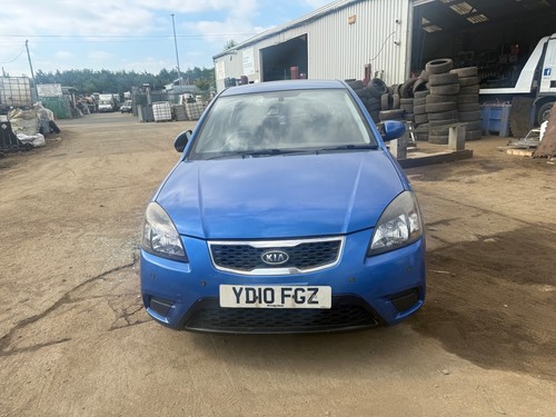 Kia rio strike petrol 1399cc - kia,
