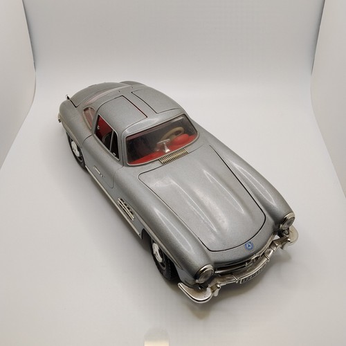 1954 mercedes benz 300 18 - sl, 1/18
