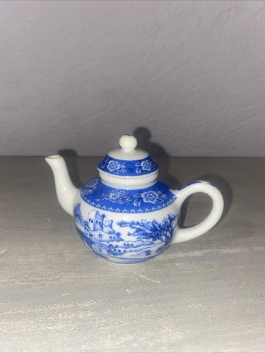 Vintage porcelain art - vintage,
