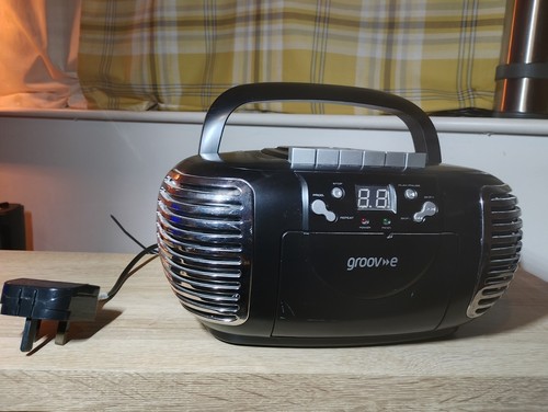 Groov retro boombox portable - groov-e,