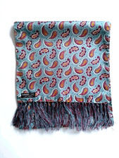 SAMMY * VINTAGE * BLUE & RED PAISLEY PRINT MEN'S RECTANGULAR MOD SCARF