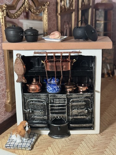 Dollshouse scale range - 1/12,
