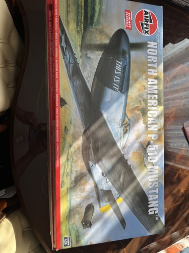 Airfix a14001v north american - airfix,