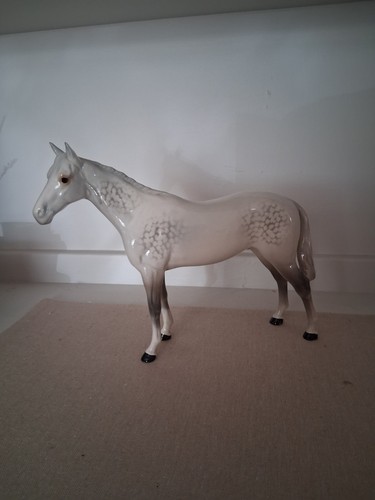 Beswick dapple grey - dapple,