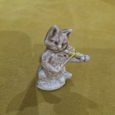 Cat And The Fiddle Wade