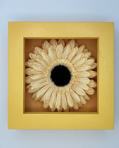 Yellow box frame - box,