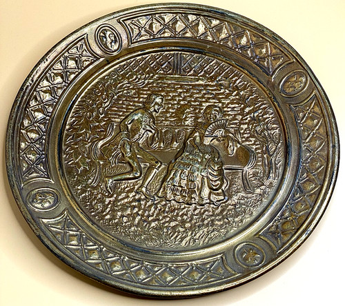 Embossed plate brass wall - embossed,