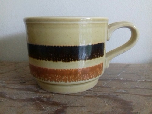 Vintage 1970 retro crockery - 1970's,