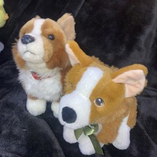 2 X Queens Corgi Sandingham
