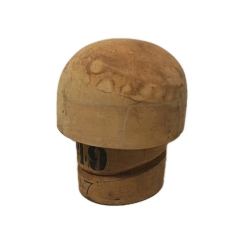 Early 20th century hat block - 20th,