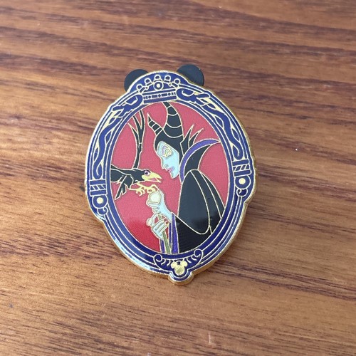 Malificent magic mirror pin - malificent,