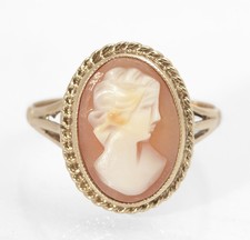 Vintage 9ct Gold & Carved