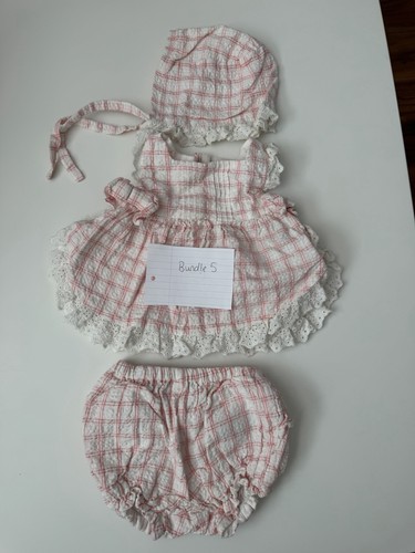 Months baby girl outfit - 3-6,
