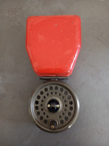 Vintage intrepid fly reel - vintage, 3.5"