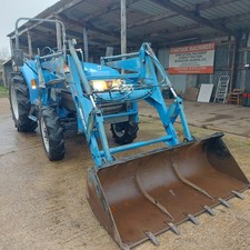 ISEKI TG37F/GEAS 37 COMPACT TRACTOR WITH QUICK RELEASE FRONT LOADER AND BUCKET