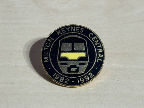 Milton keynes central 1982 - milton,